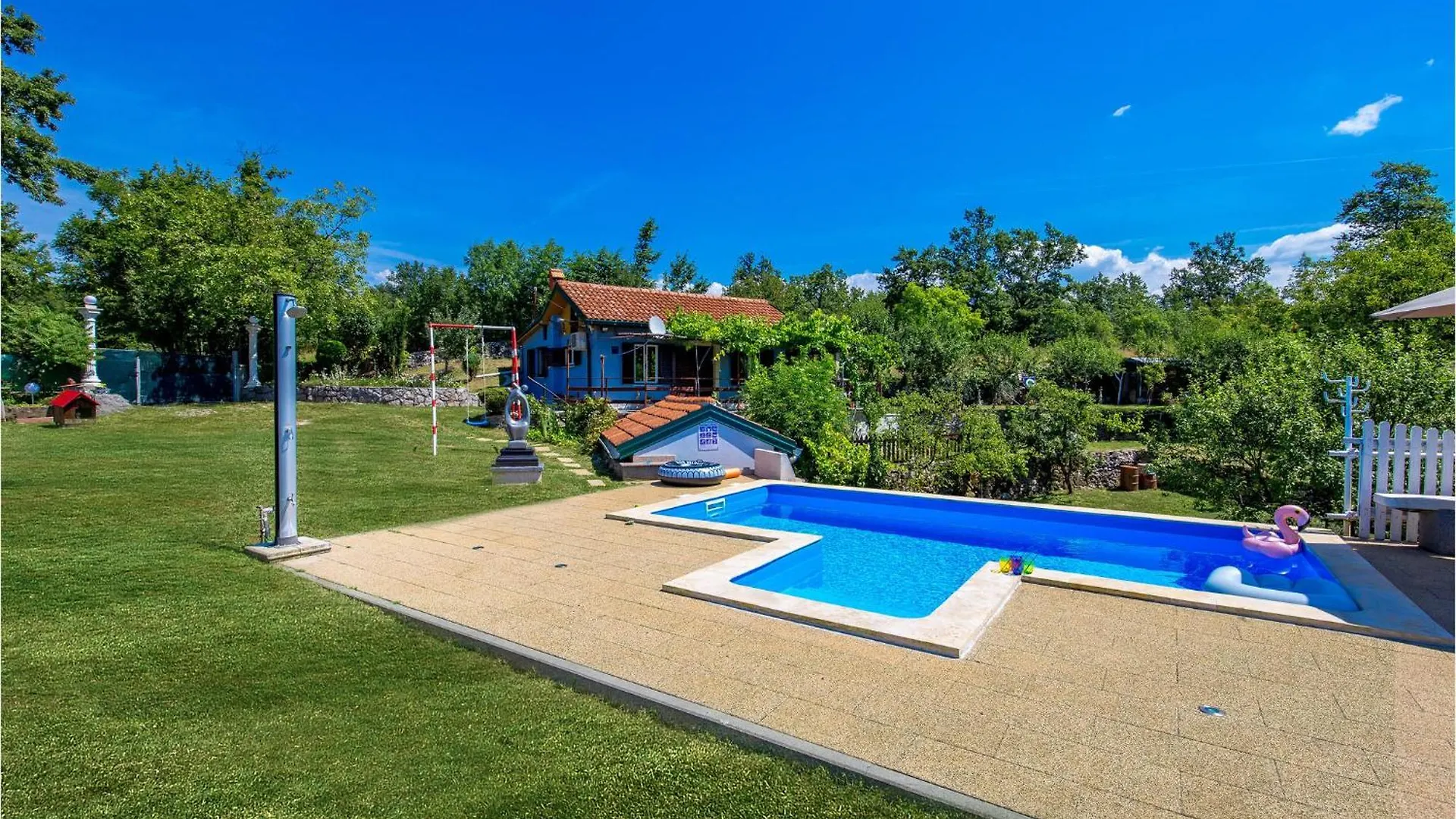 Holiday home Lovely Home In Opatija With Kitchen